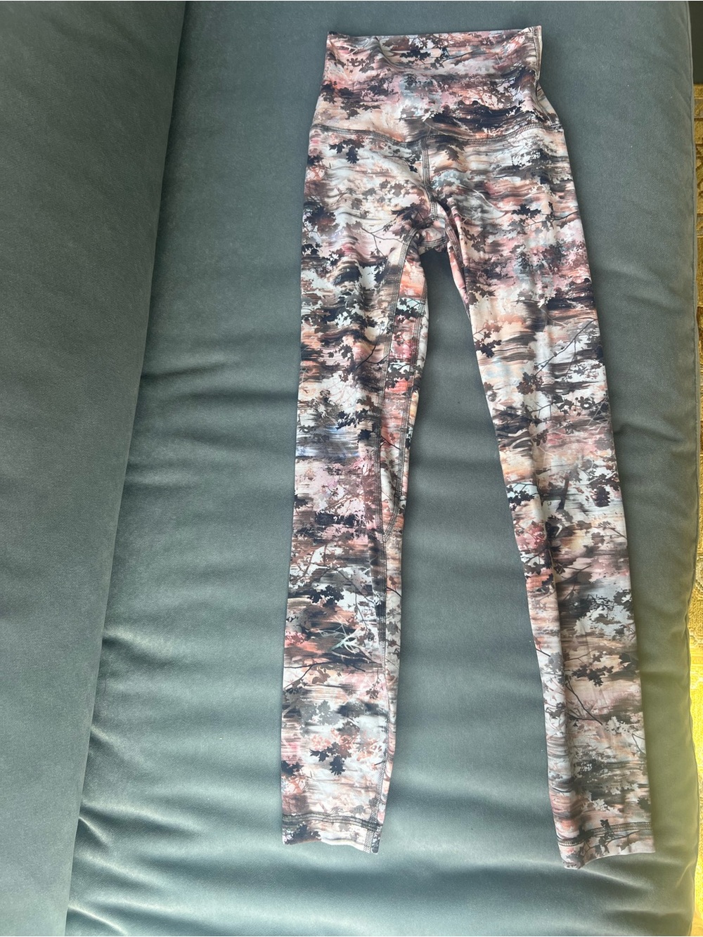 Lululemon Wunder Under High-Rise Leggings Size 0 Abstract Floral Print